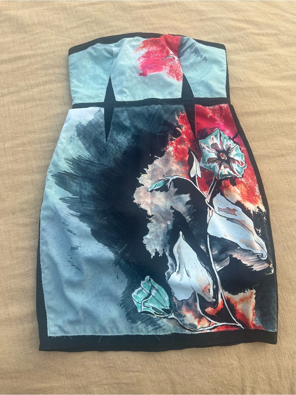 Sachin + Babi Strapless Floral Sheath Dress in Blue & Red Size 2